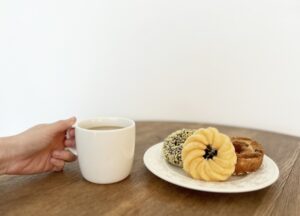 コーヒーとドーナツでリラックス