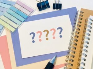 ?が5つ並んでいる